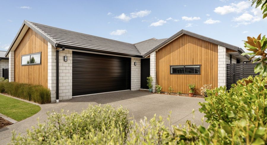  at 24 Raynor Crescent, Pyes Pa, Tauranga
