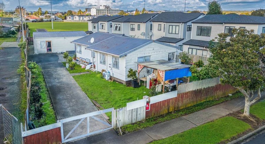  at 12 Gray Avenue, Mangere East, Manukau City, Auckland