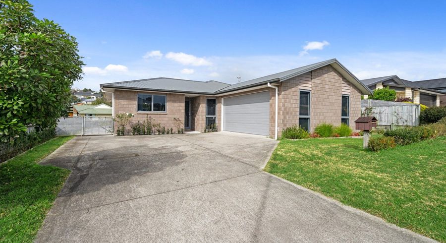 at 40 Fairfax Crescent, Pyes Pa, Tauranga