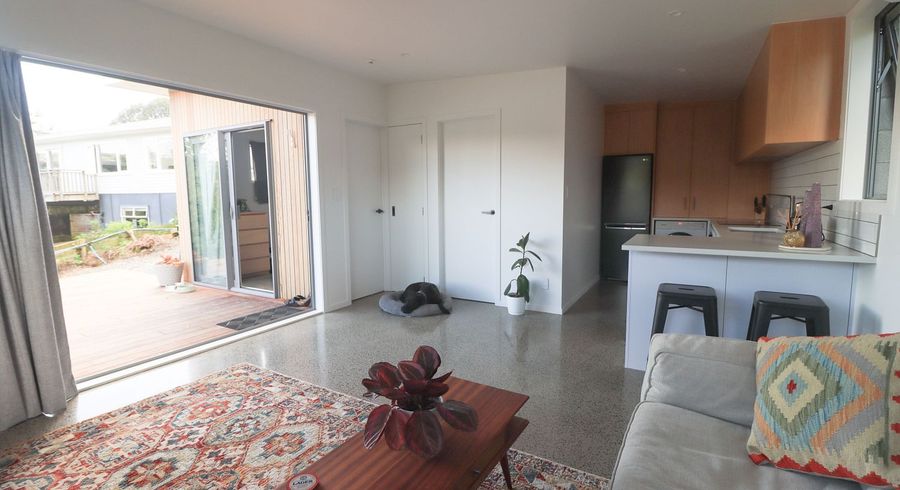  at 27 Tilden Avenue, Hillcrest, North Shore City, Auckland