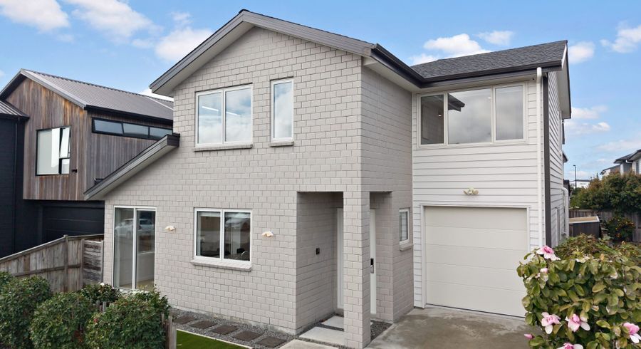  at 11 Toanui Road, Hobsonville, Waitakere City, Auckland