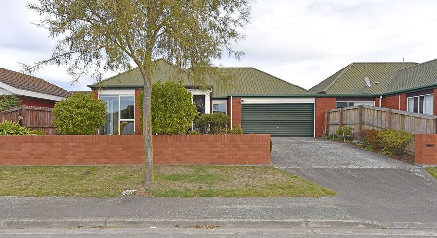  at 2 Wynand Place, Sockburn, Christchurch