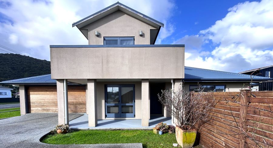  at 122 Ward Street, Cobden, Grey, West Coast