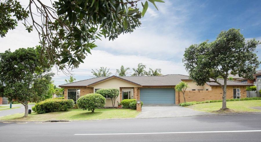  at 4 Saltwood Street, Red Beach, Rodney, Auckland