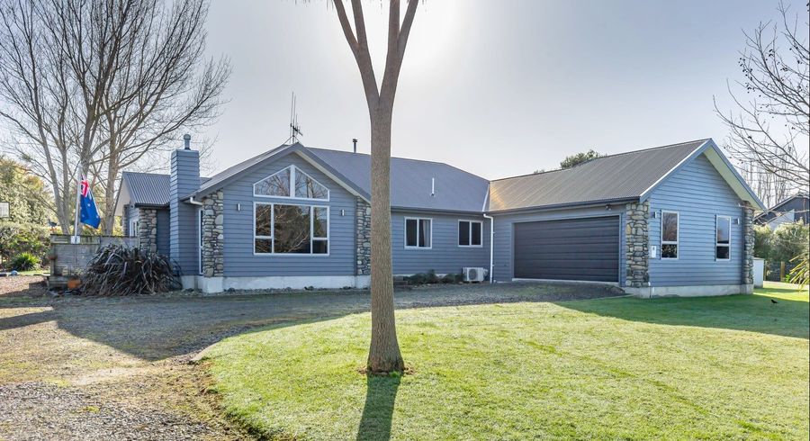  at 84 Muhunoa West Road, Levin