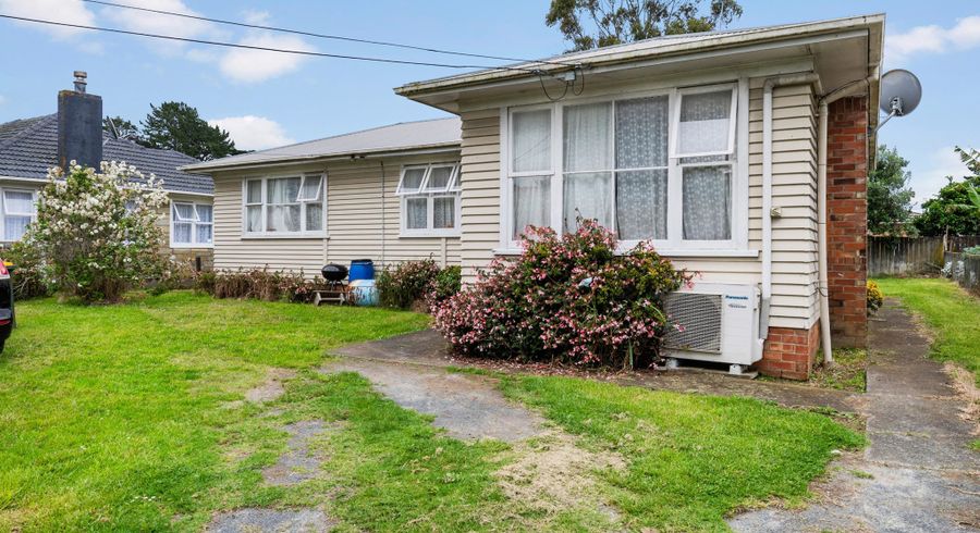  at 62 Gilbert Road, Otara, Auckland