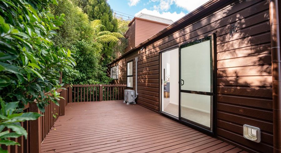  at 16 Garden Road, Northland, Wellington, Wellington