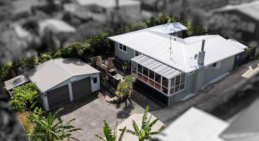  at 73 Barrys Road, Glendene, Waitakere City, Auckland