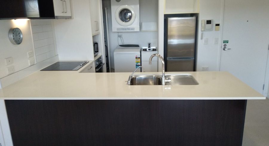  at 4A / Flat 5  Auburn Street, Takapuna, North Shore City, Auckland