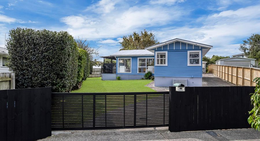  at 11 Lucknow Place, Blockhouse Bay, Auckland City, Auckland