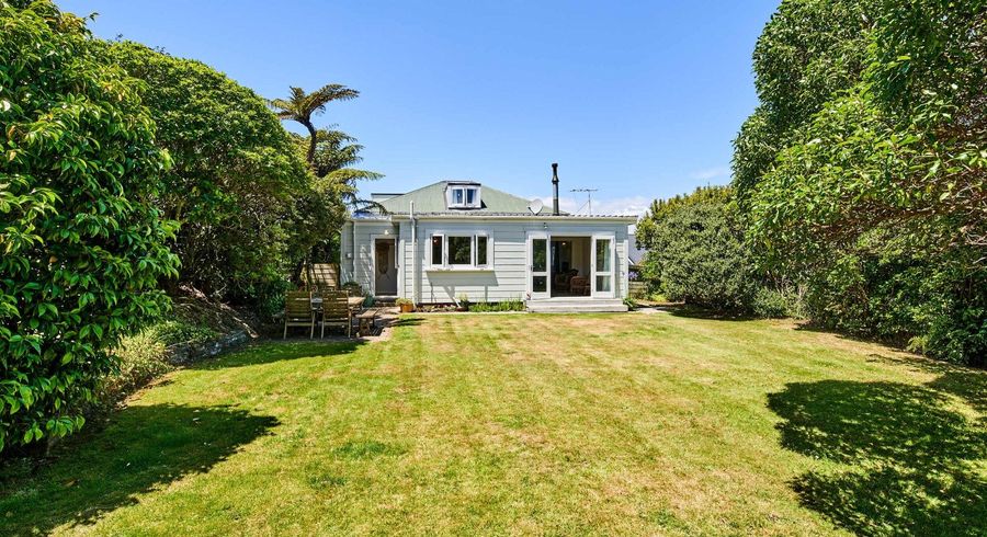  at 42 Perth Street, Ngaio, Wellington