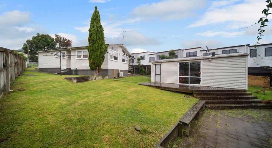  at 591 Massey Road, Mangere, Auckland