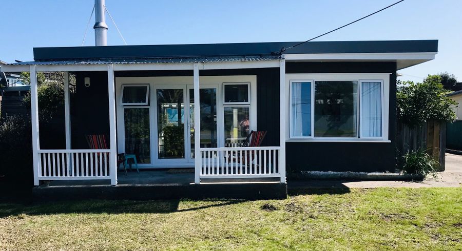  at 6 Brown Terrace, Foxton Beach, Horowhenua, Manawatu / Whanganui