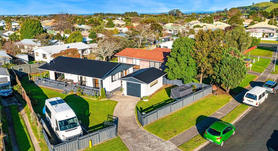  at 6 Longstead Avenue, Papamoa Beach, Papamoa