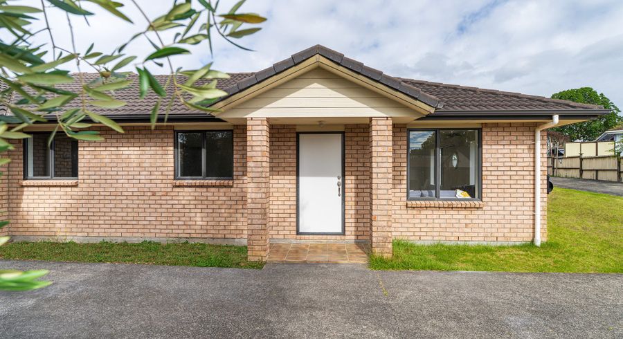  at 14 Cade Place, Weymouth, Auckland