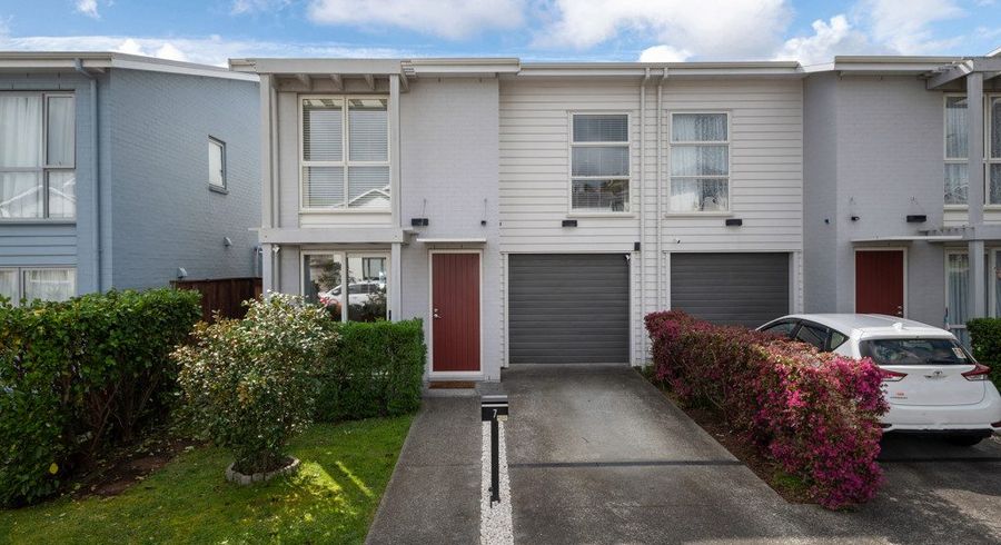  at 7 Samuel Cassidy Avenue, Swanson, Waitakere City, Auckland