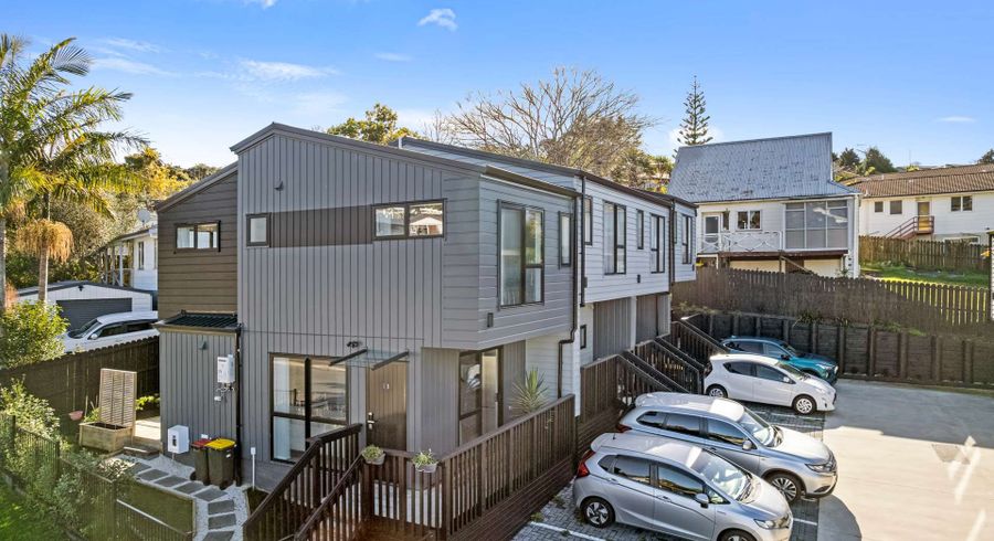  at 1B Tacitus Place, Totara Vale, North Shore City, Auckland