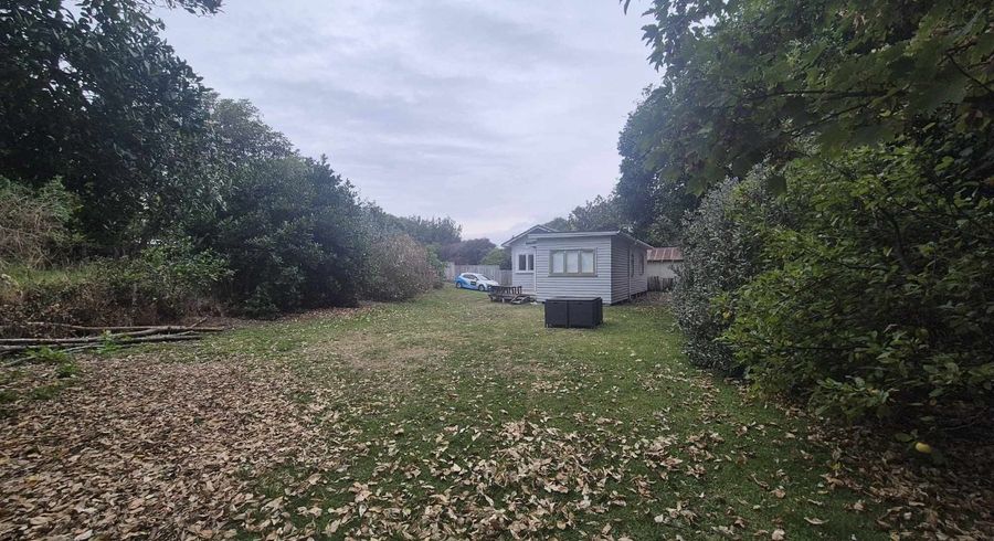  at 21 Manuka Street, Otaki Beach, Otaki