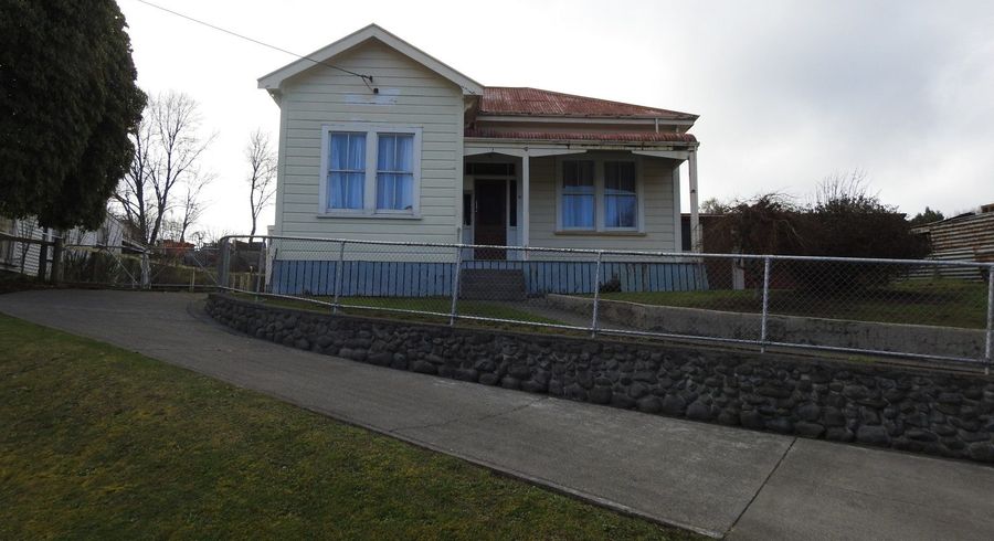  at 2 Moa Street, Taihape