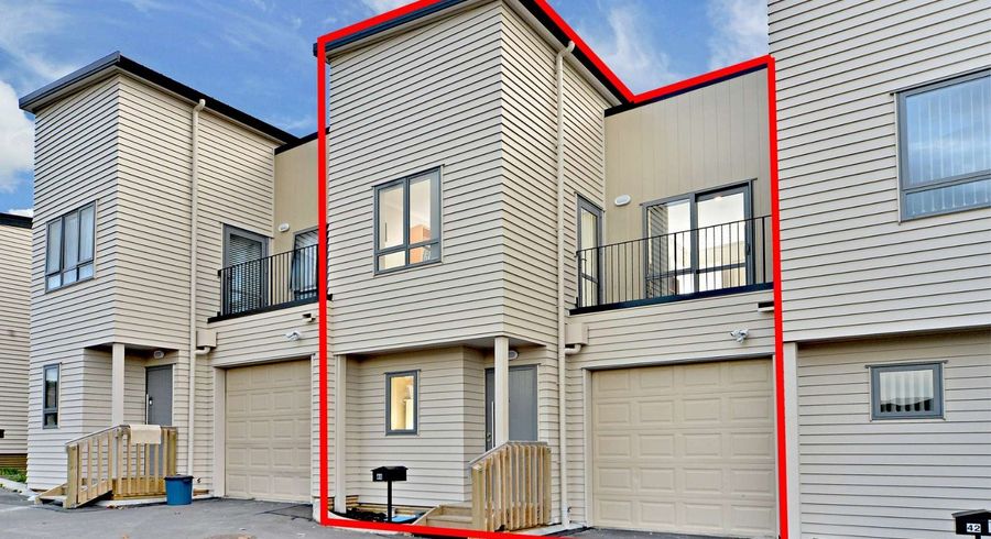  at 40 Chapel Road, Flat Bush, Manukau City, Auckland