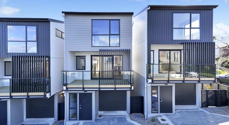 at 2/11 Melling Street, Glen Innes, Auckland City, Auckland