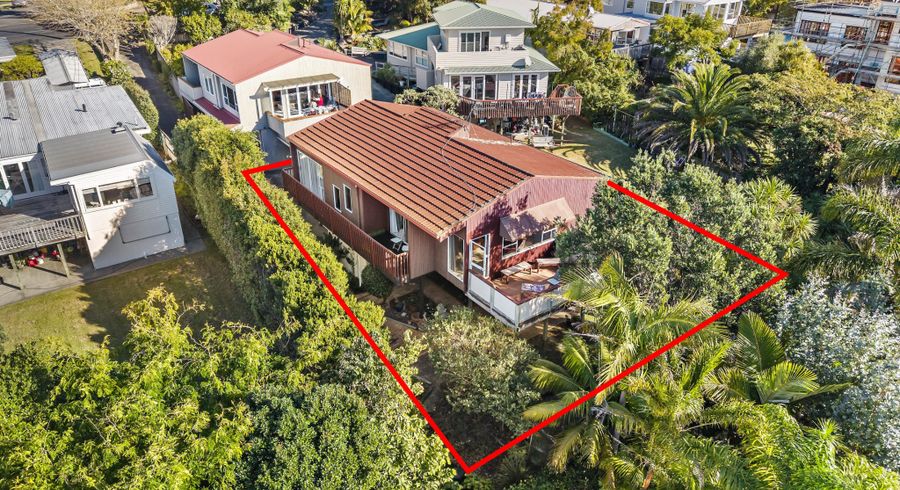  at 2/65 Knights Road, Rothesay Bay, Auckland