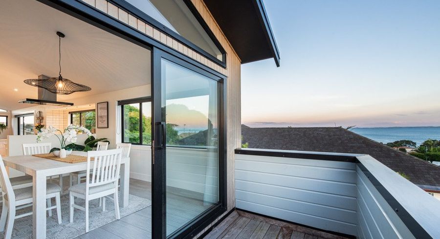  at 1/8 Clifton Road, Waiake, North Shore City, Auckland