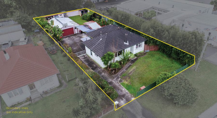  at 112 Swanson Road, Henderson, Auckland