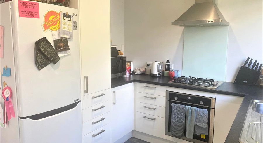  at 3/10 Raukawa Street, Stokes Valley, Lower Hutt