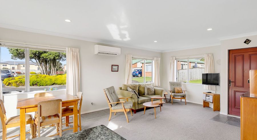  at 19 Pohutukawa Grove, Titahi Bay, Porirua