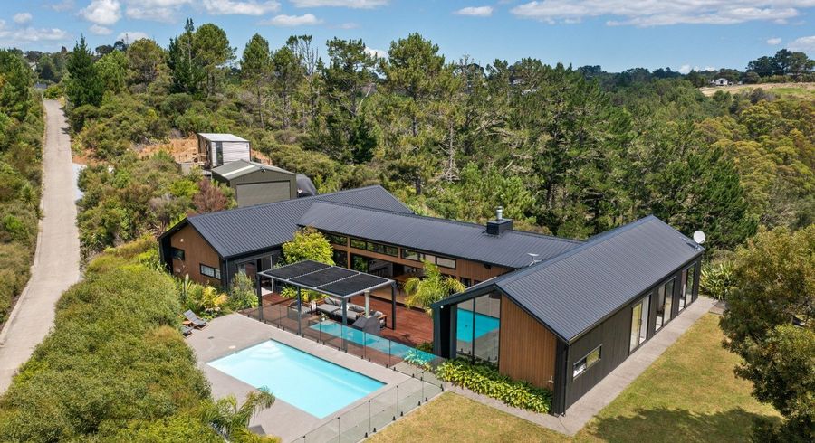  at 1237 East Coast Road, Redvale, Auckland