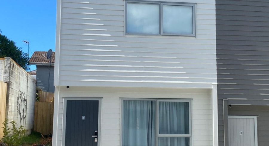  at 19C Chisleurst Street, Henderson, Waitakere City, Auckland