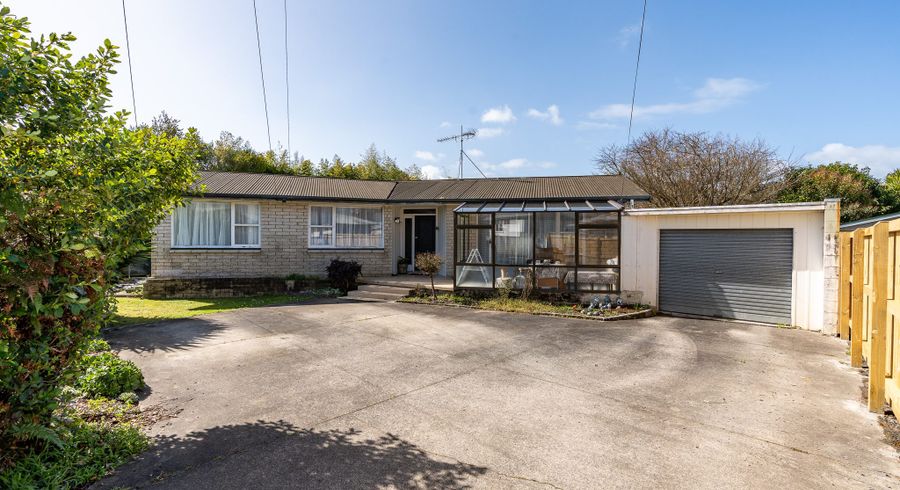  at 44 Garden Heights Avenue, Glenview, Hamilton, Waikato