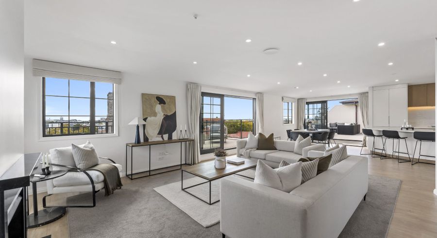 at 10/2 Bassett Road, Remuera, Auckland City, Auckland