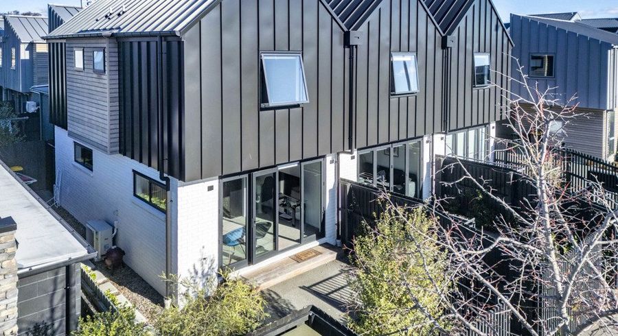  at 1/236 Salisbury Street, City Centre, Christchurch City, Canterbury