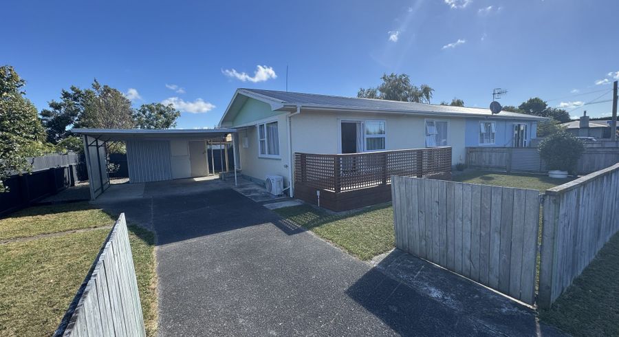  at 2 Leslie Avenue, Cloverlea, Palmerston North