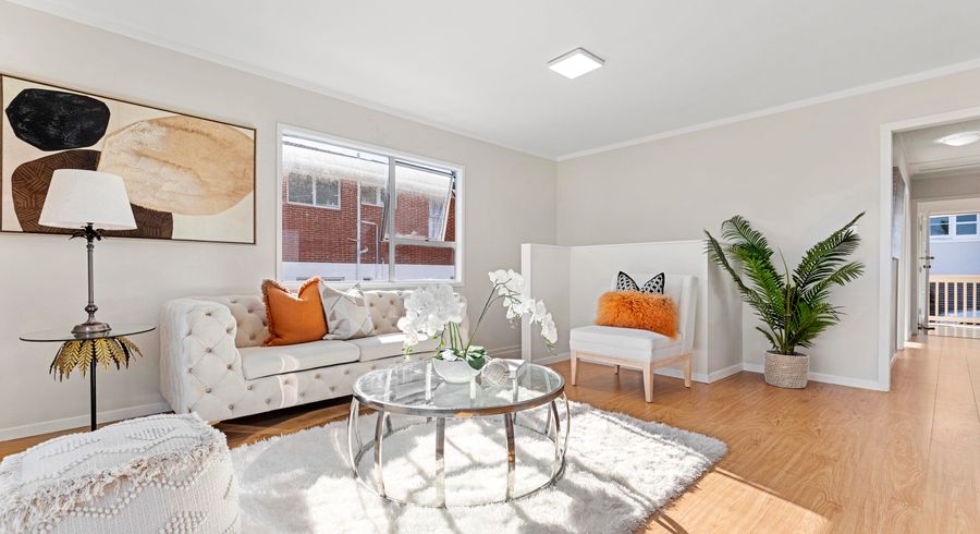  at 206A White Swan Road, Mount Roskill, Auckland