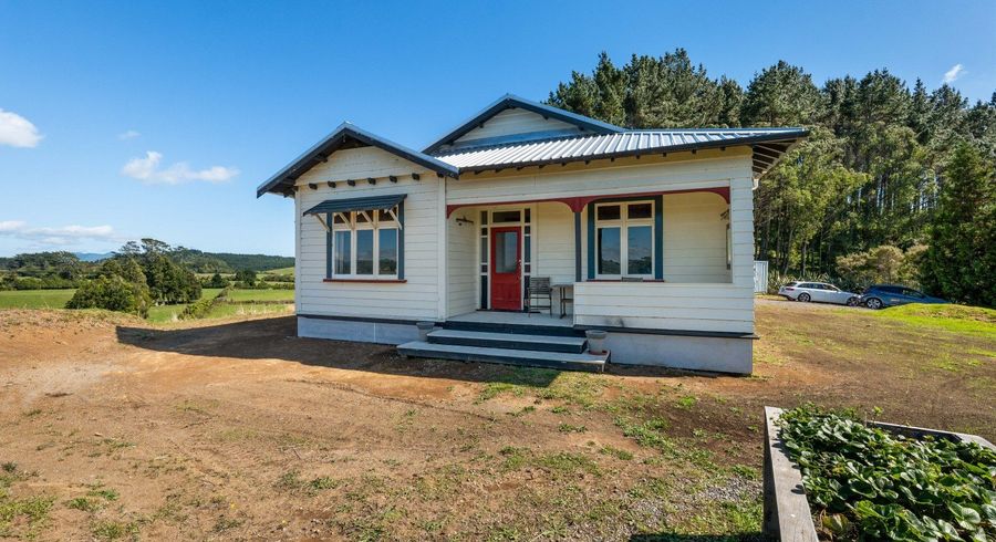  at 1106 Egmont Road, Egmont Village, New Plymouth, Taranaki
