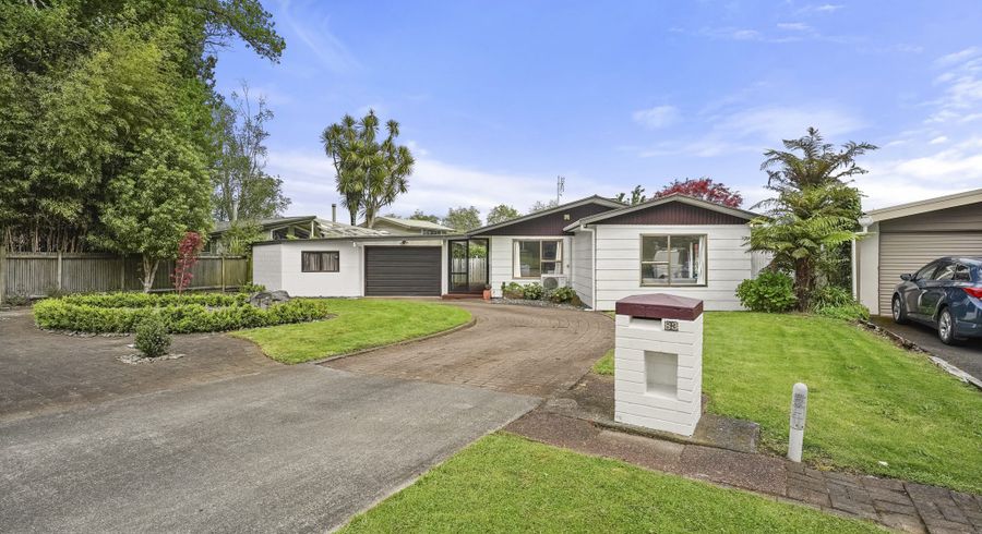  at 83 Carlyle Street, Leamington, Cambridge