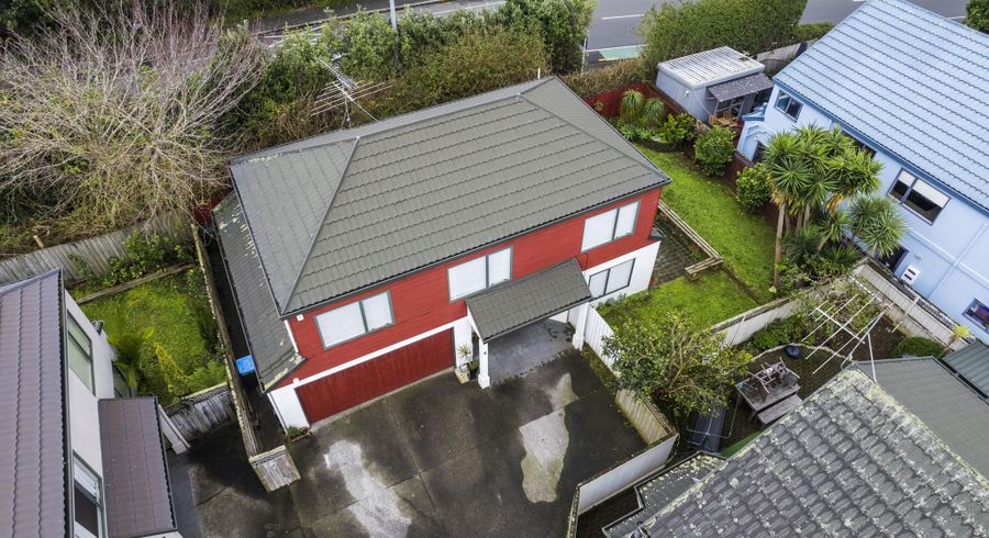  at 24D Roslyn Road, Mount Wellington, Auckland