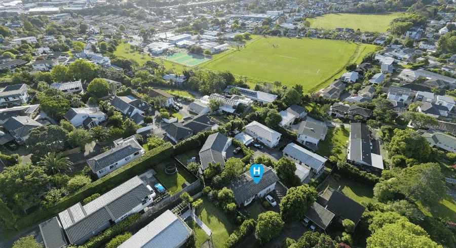  at 9 Springfield Street, Forrest Hill, North Shore City, Auckland