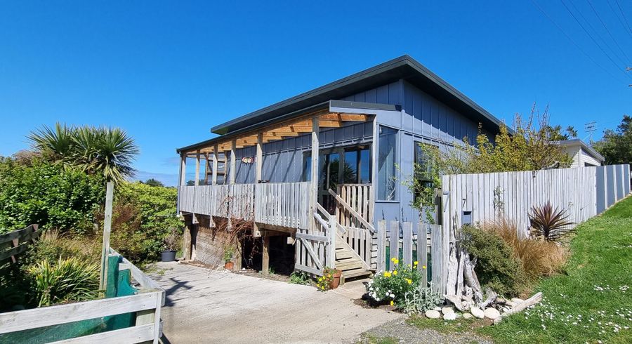  at 7 Margery Street, Riverton