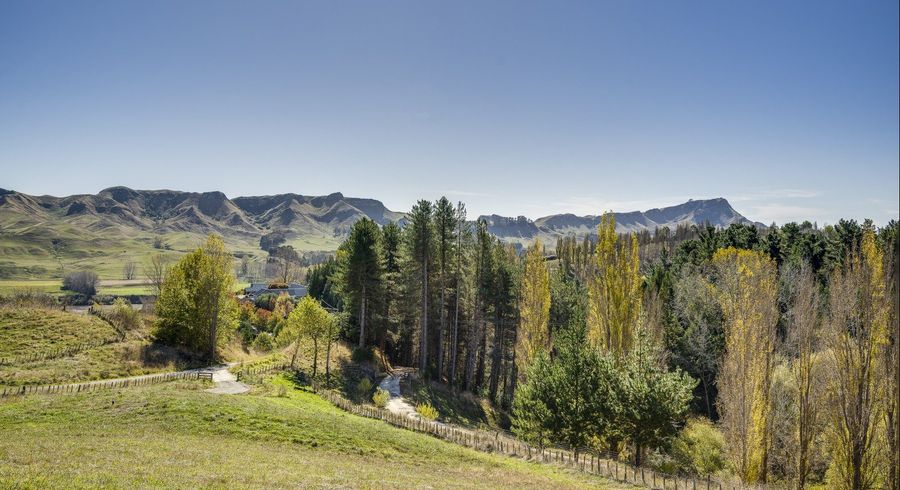  at 27 Raratu Road, Kahuranaki, Kahurānaki