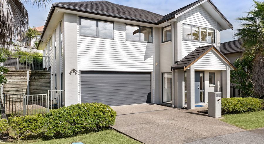  at 15 Mural Place, Greenhithe, Auckland