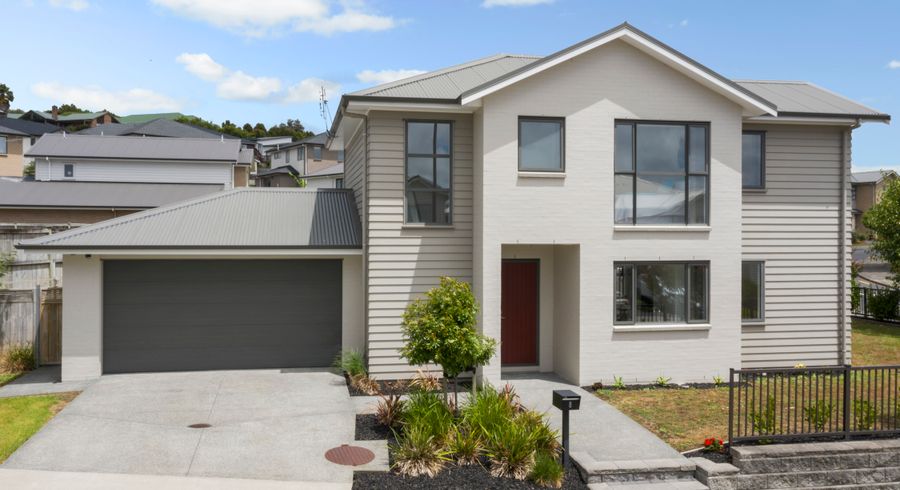  at 8 Forbes McCammon Drive, Swanson, Auckland