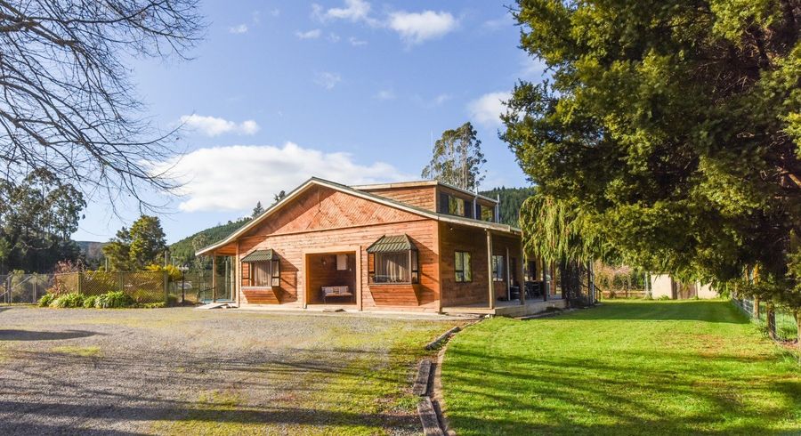  at 402 Pigeon Valley Road, Pigeon Valley, Wakefield