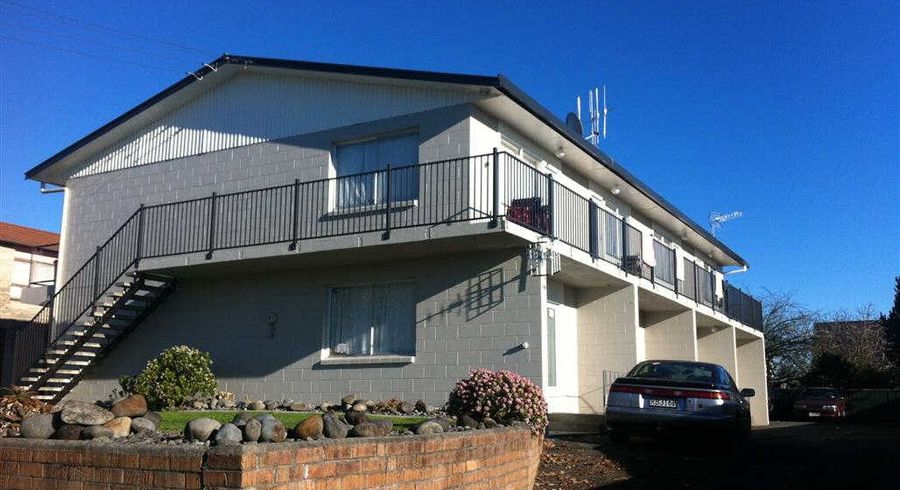  at 3/8 Edgecumbe Street, Whitiora, Hamilton, Waikato