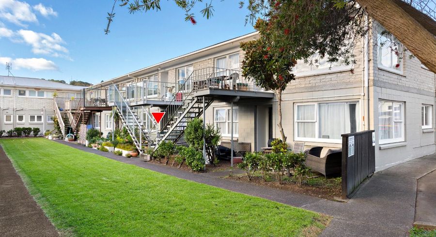  at 11/16 Queens Parade, Devonport, North Shore City, Auckland
