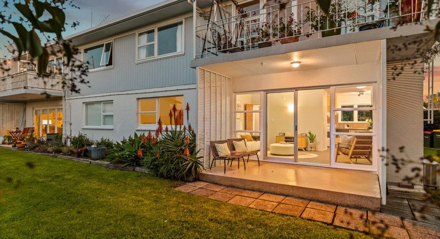  at 3/133 Shakespeare Road, Milford, North Shore City, Auckland