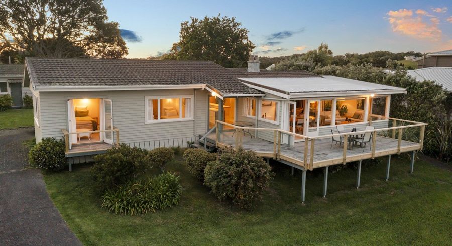  at 51 Tiri Road, Oneroa, Waiheke Island